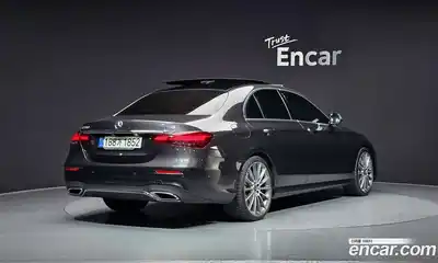 Mercedes-Benz E-Class 2021 2.0 Автомат в Москве № 194823, миниатюра 10