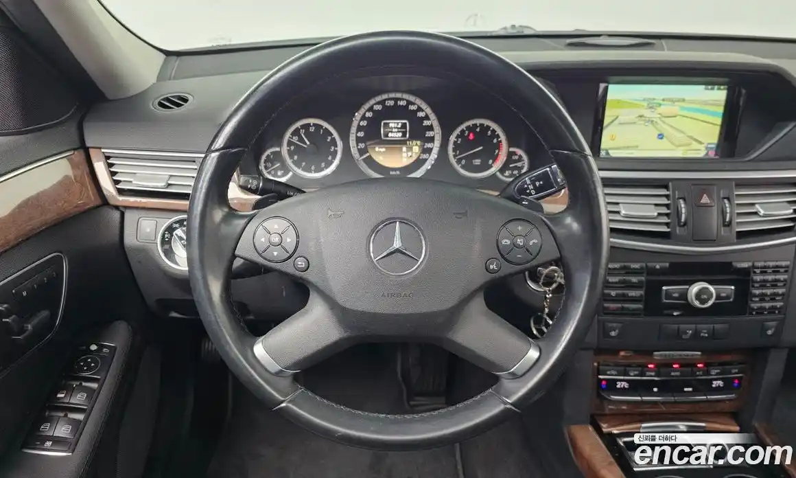 Mercedes-Benz E-Class 2012 3.5 Автомат в Москве № 195241, фото 6