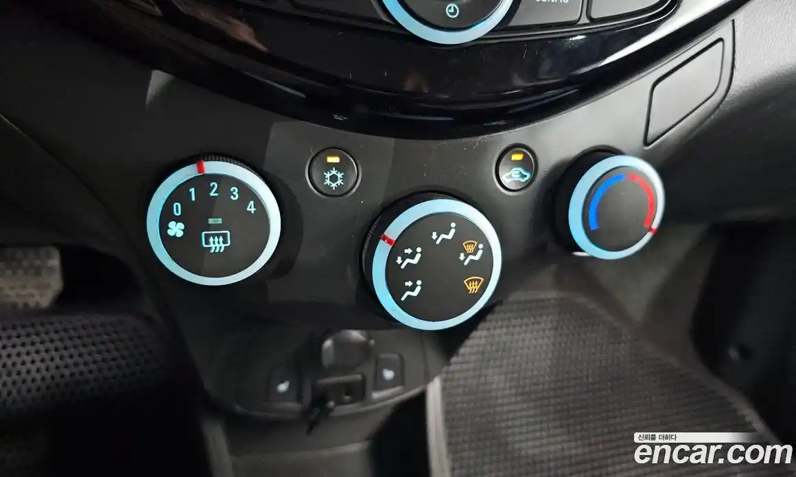 Chevrolet Spark 2014 1.0 Автомат в Москве № 19531, фото 17