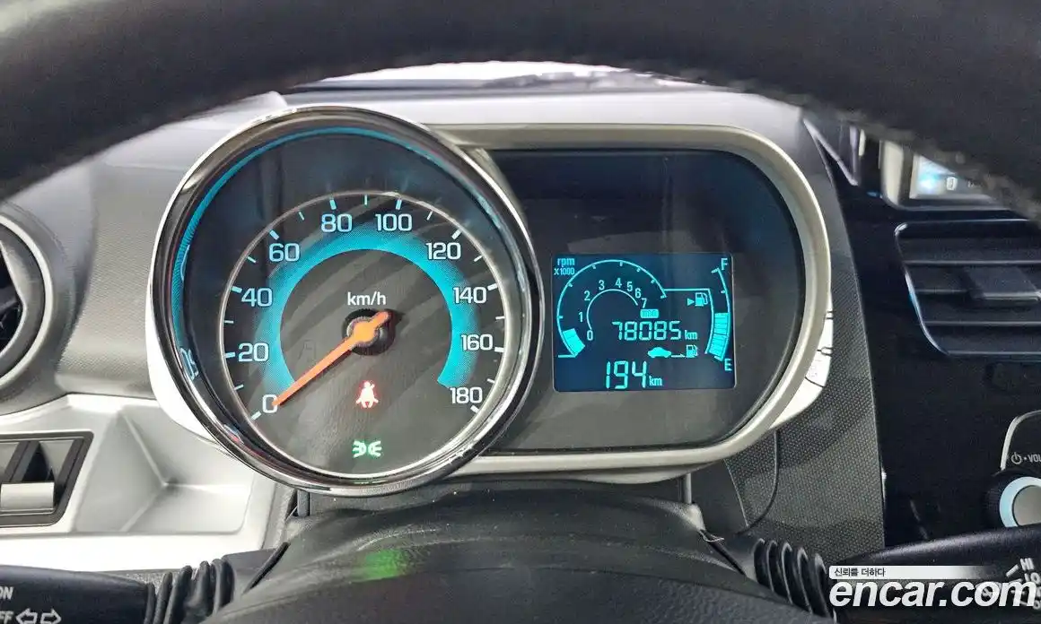 Chevrolet Spark 2014 1.0 Автомат в Москве № 19531, фото 8