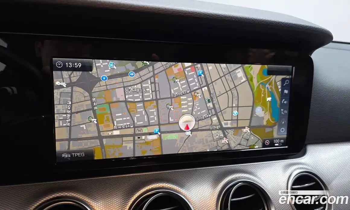 Mercedes-Benz E-Class 2018 2.0 Автомат в Москве № 195652, фото 18