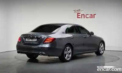 Mercedes-Benz E-Class 2018 2.0 Автомат в Москве № 195652, миниатюра 5