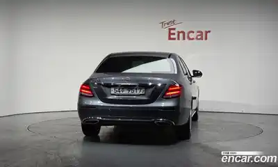 Mercedes-Benz E-Class 2018 2.0 Автомат в Москве № 195652, миниатюра 10