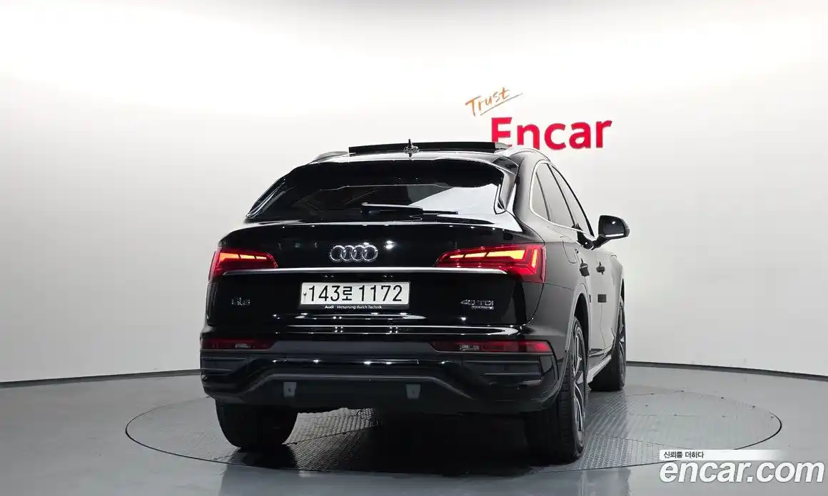 Audi Q5 2021 2.0 Автомат в Москве № 196399, фото 4