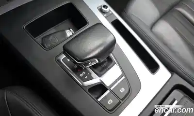 Audi Q5 2021 2.0 Автомат в Москве № 196399, миниатюра 9