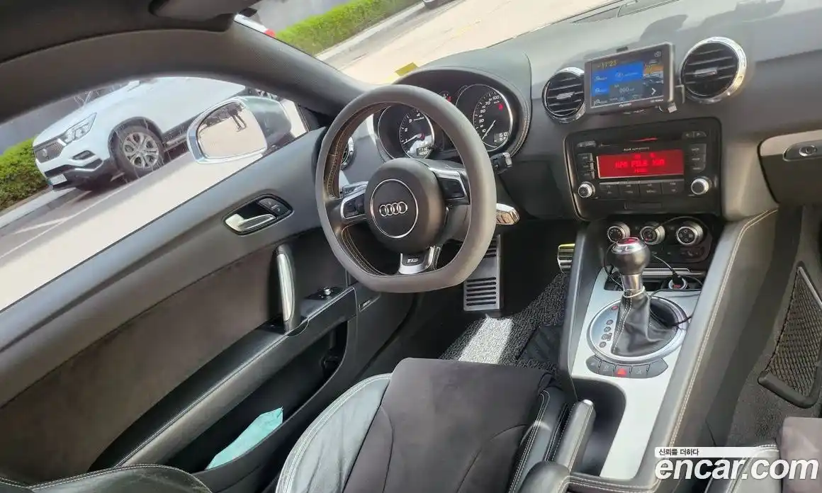 Audi TTS 2011 2.0 Автомат в Москве № 196879, фото 8