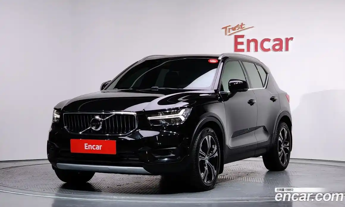 Volvo XC40 2020 2.0 Автомат в Москве № 197041, фото 1