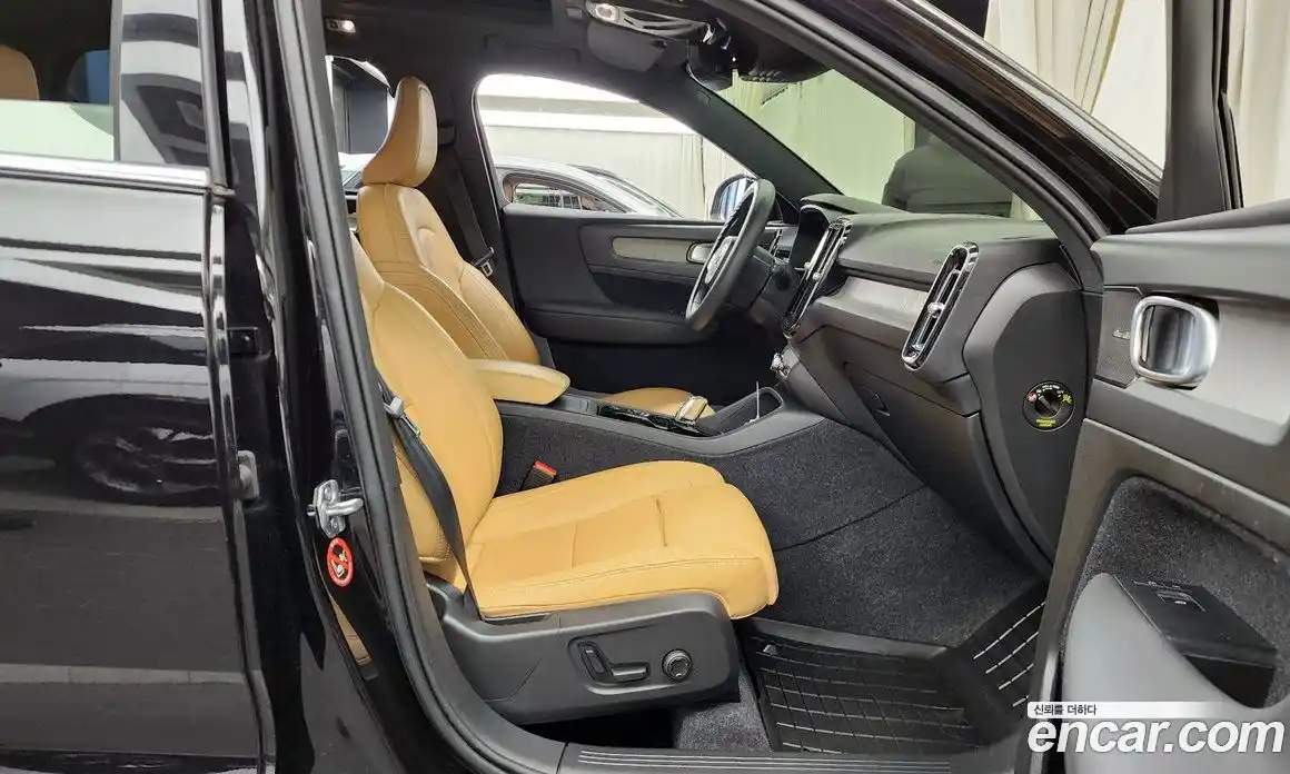 Volvo XC40 2020 2.0 Автомат в Москве № 197041, фото 11