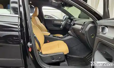 Volvo XC40 2020 2.0 Автомат в Москве № 197041, миниатюра 11