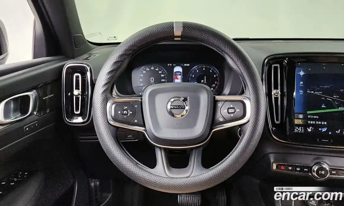 Volvo XC40 2020 2.0 Автомат в Москве № 197041, фото 13