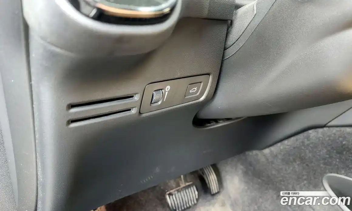 Volvo XC40 2020 2.0 Автомат в Москве № 197041, фото 16