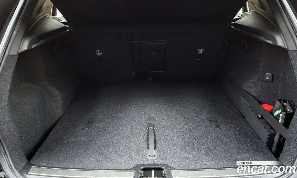 Volvo XC40 2020 2.0 Автомат в Москве № 197041, фото 20