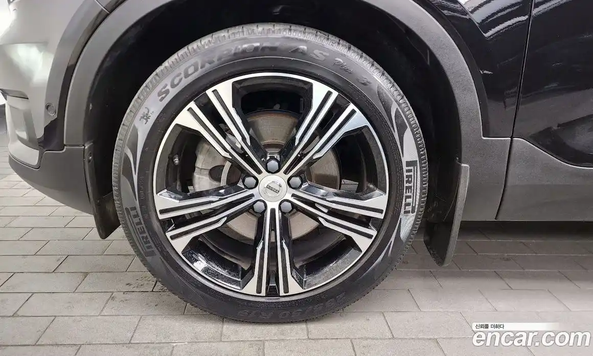 Volvo XC40 2020 2.0 Автомат в Москве № 197041, фото 5