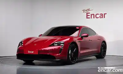 Porsche Taycan, 2021