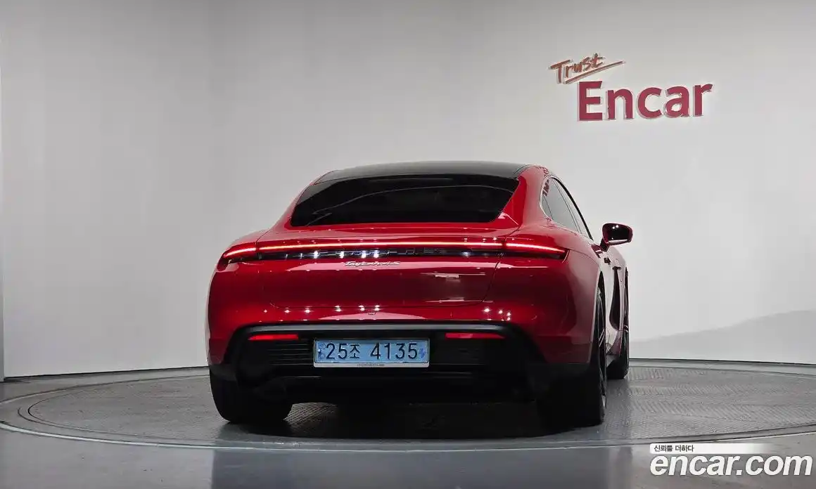 Porsche Taycan 2021 0.1 Автомат в Москве № 197208, фото 4