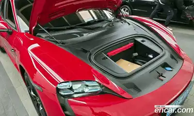 Porsche Taycan 2021 0.1 Автомат в Москве № 197208, миниатюра 6