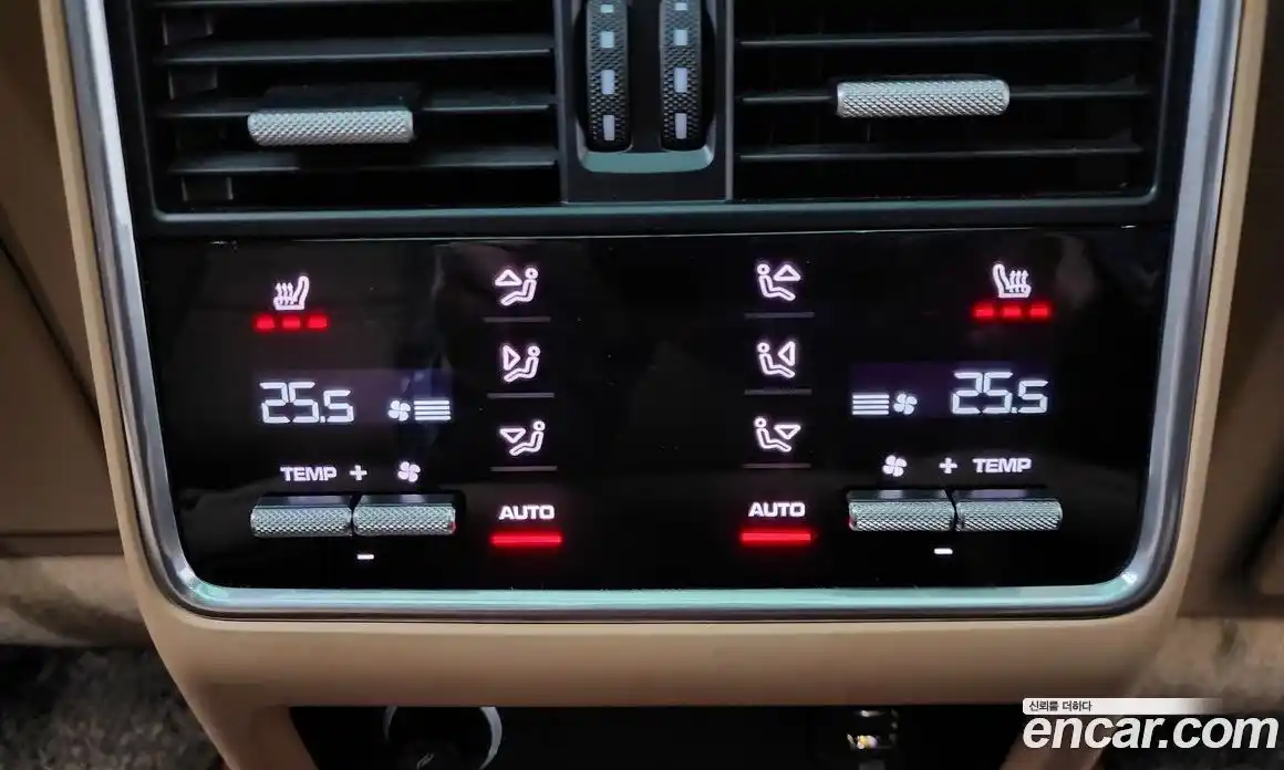 Porsche Cayenne 2019 3.0 Автомат в Москве № 197349, фото 11