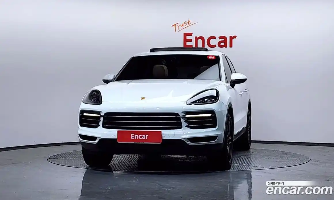 Porsche Cayenne 2019 3.0 Автомат в Москве № 197349, фото 3