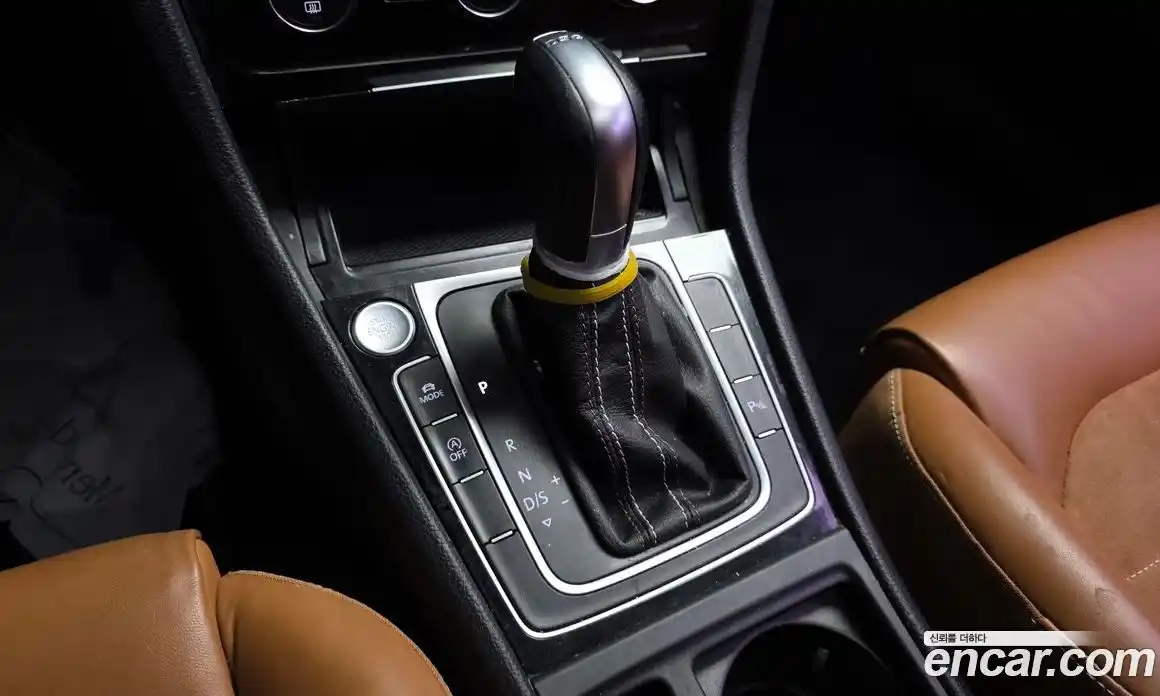 Volkswagen Golf 2015 2.0 Автомат в Москве № 199120, фото 19