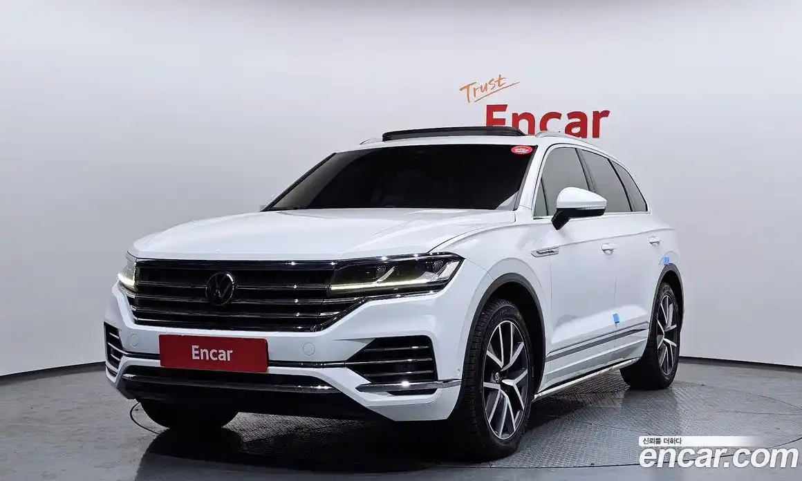 Volkswagen Touareg 2021 3.0 Автомат в Москве № 199156, фото 18