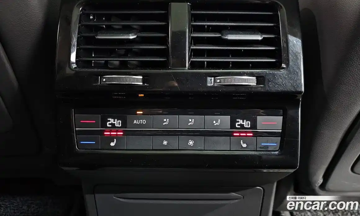 Volkswagen Touareg 2021 3.0 Автомат в Москве № 199156, фото 6