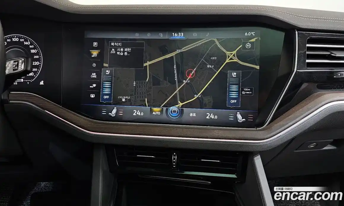 Volkswagen Touareg 2021 3.0 Автомат в Москве № 199156, фото 9