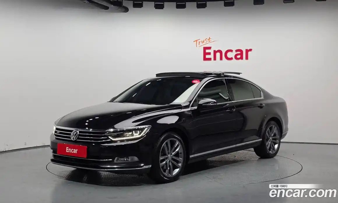 Volkswagen Passat 2018 2.0 Автомат в Москве № 199308, фото 17