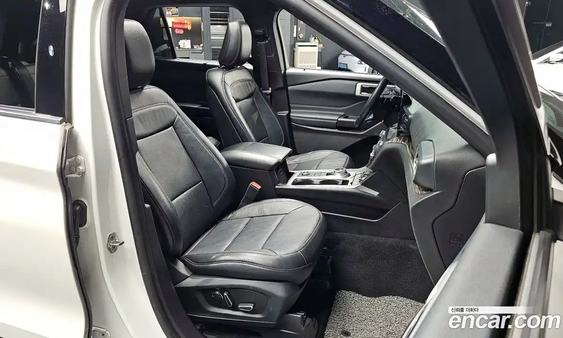 Ford Explorer 2020 2.3 Автомат в Москве № 199736, фото 15