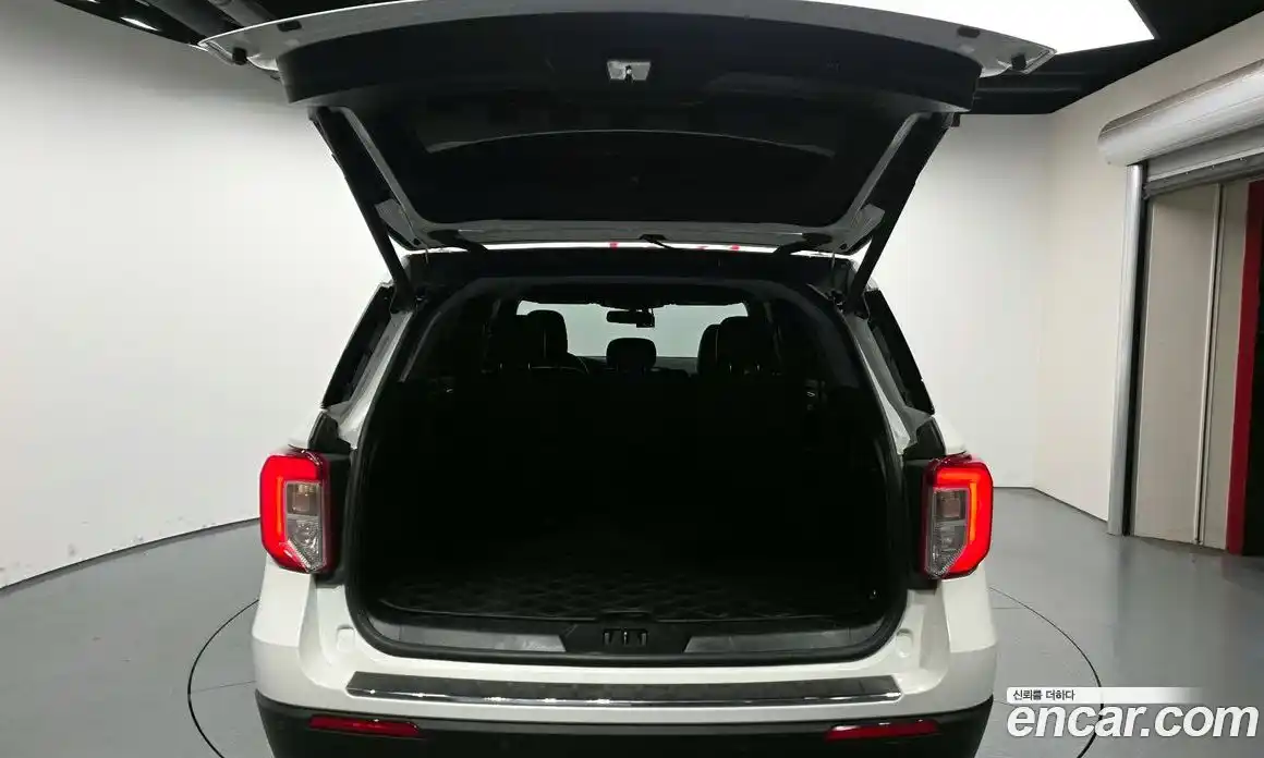 Ford Explorer 2020 2.3 Автомат в Москве № 199762, фото 17