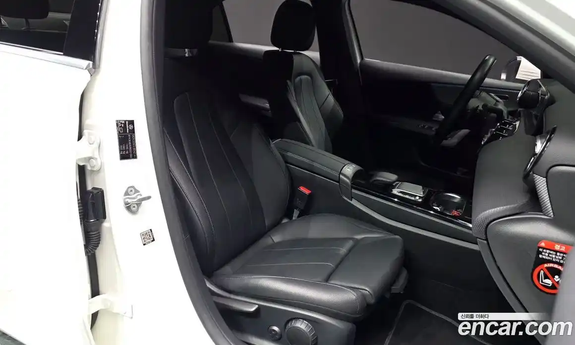 Mercedes-Benz A-Class 2021 2.0 Автомат в Москве № 200420, фото 16