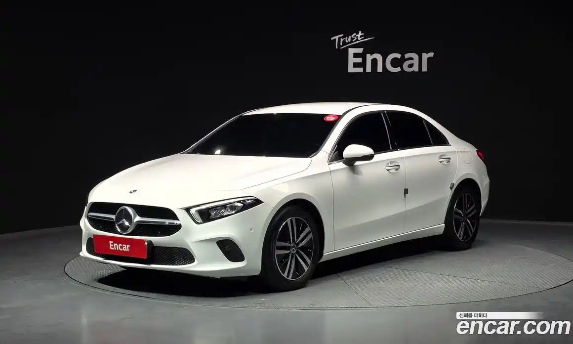 Mercedes-Benz A-Class 2021 2.0 Автомат в Москве № 200420, фото 5