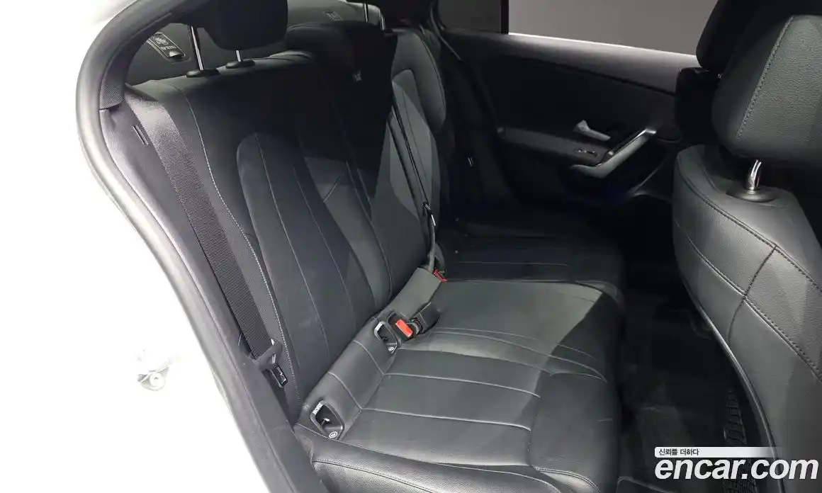 Mercedes-Benz A-Class 2021 2.0 Автомат в Москве № 200420, фото 7