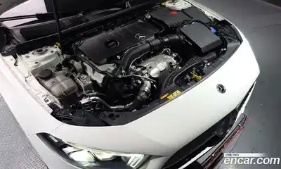 Mercedes-Benz A-Class 2021 2.0 Автомат в Москве № 200420, миниатюра 10