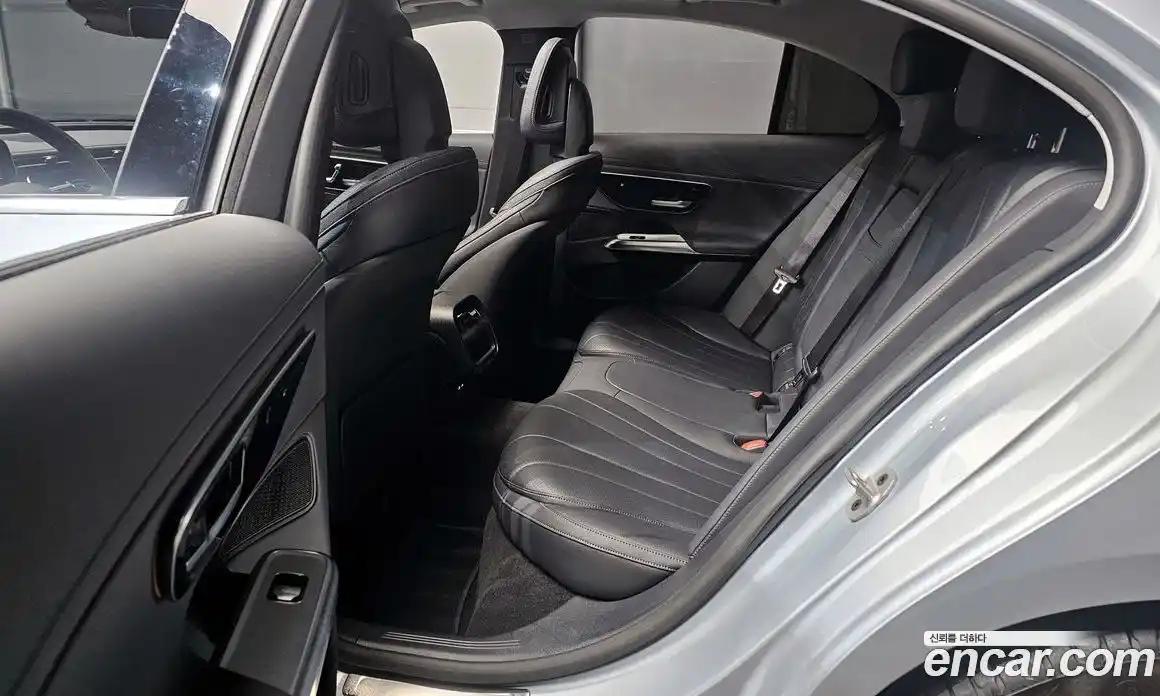 Mercedes-Benz E-Class 2024 2.0 Автомат в Москве № 201160, фото 13