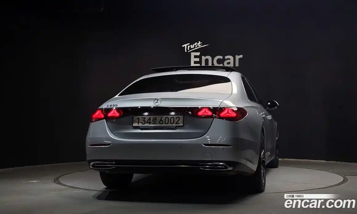 Mercedes-Benz E-Class 2024 2.0 Автомат в Москве № 201160, фото 4