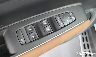 Renault QM6 2026 2.0 Автомат в Москве № 203910, миниатюра 12