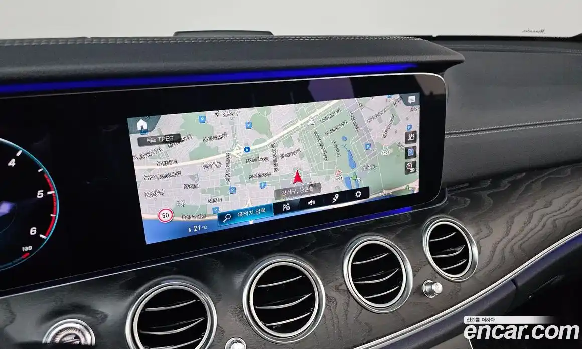 Mercedes-Benz E-Class 2021 1.9 Автомат в Москве № 211973, фото 16