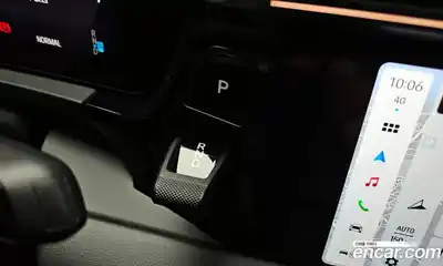 Porsche Macan 2025 0.2 Автомат в Москве № 212933, миниатюра 5