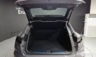 Porsche Macan 2025 0.2 Автомат в Москве № 212933, миниатюра 9