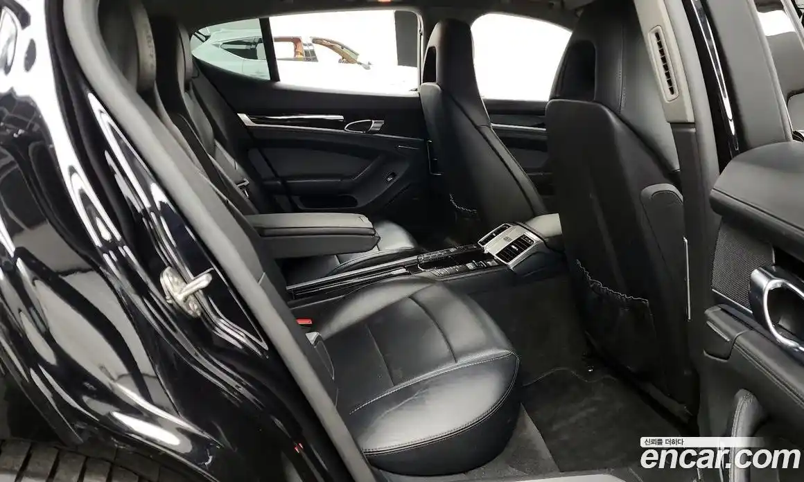 Porsche Panamera 2016 3.0 Автомат в Москве № 213294, фото 6
