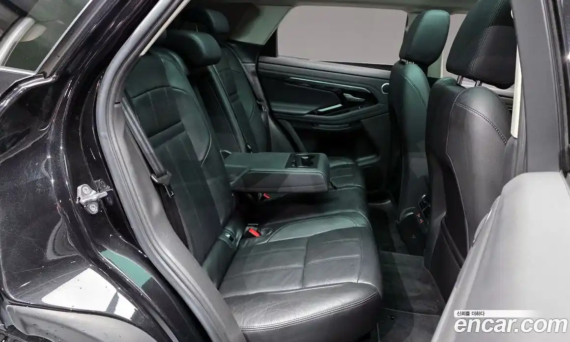 Land Rover Range-Rover Evoque 2020 2.0 Автомат в Москве № 213494, фото 4