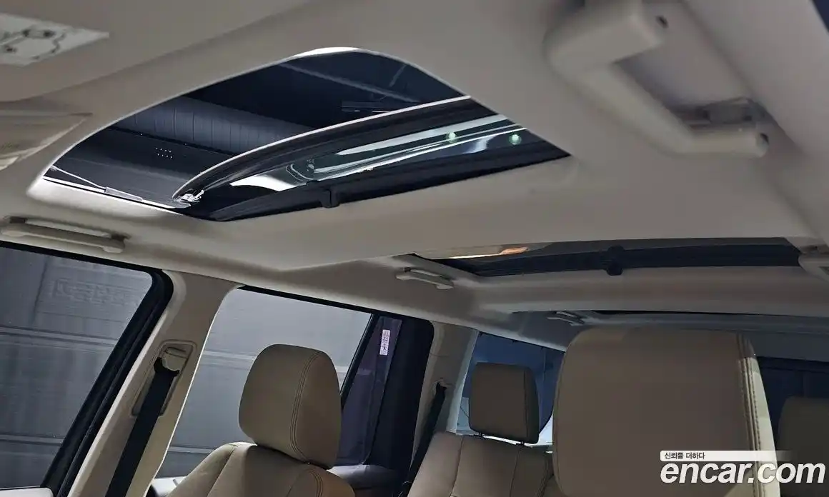 Land Rover Discovery 2013 3.0 Автомат в Москве № 213835, фото 20