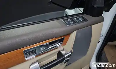 Land Rover Discovery 2013 3.0 Автомат в Москве № 213835, миниатюра 8