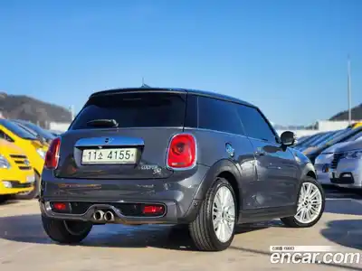 Mini Cooper 2015 2.0 Автомат в Москве № 214415, миниатюра 2