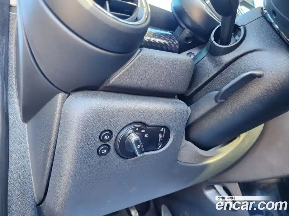 Mini Cooper 2015 2.0 Автомат в Москве № 214415, фото 8