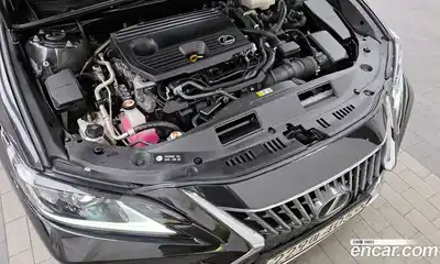 Lexus ES 2023 2.5 Автомат в Москве № 214698, миниатюра 3