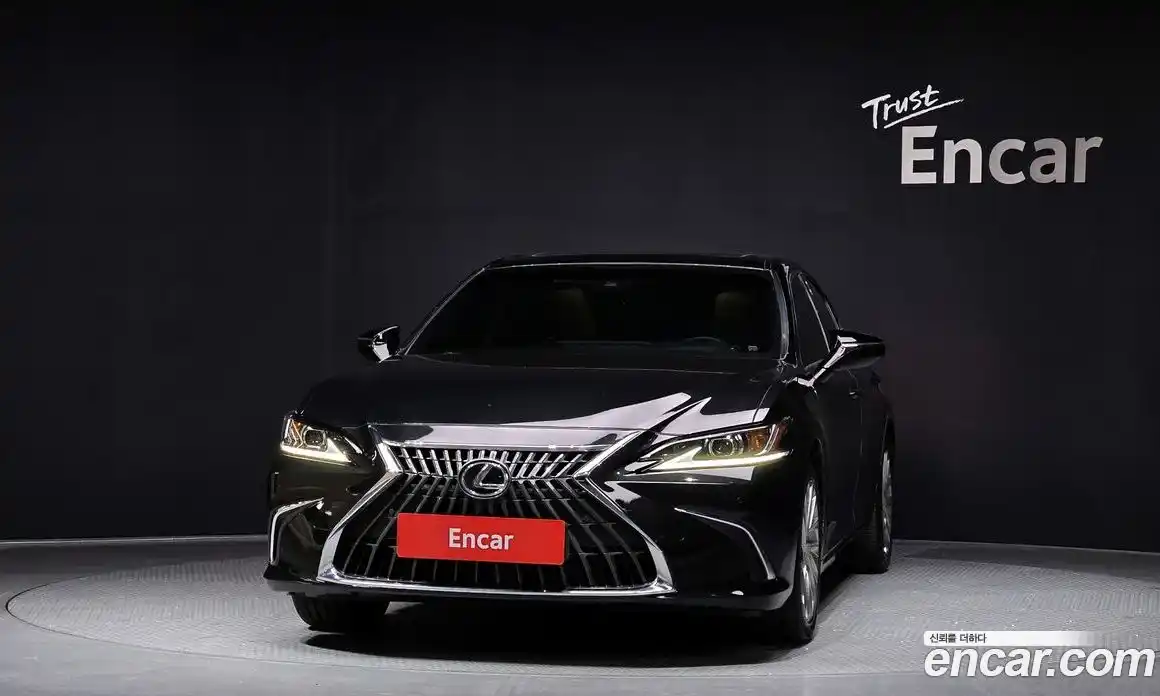 Lexus ES 2023 2.5 Автомат в Москве № 214698, фото 5