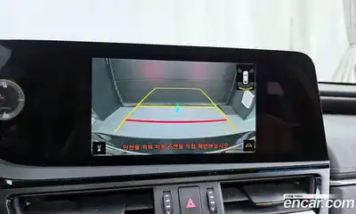 Lexus ES 2023 2.5 Автомат в Москве № 214698, миниатюра 7