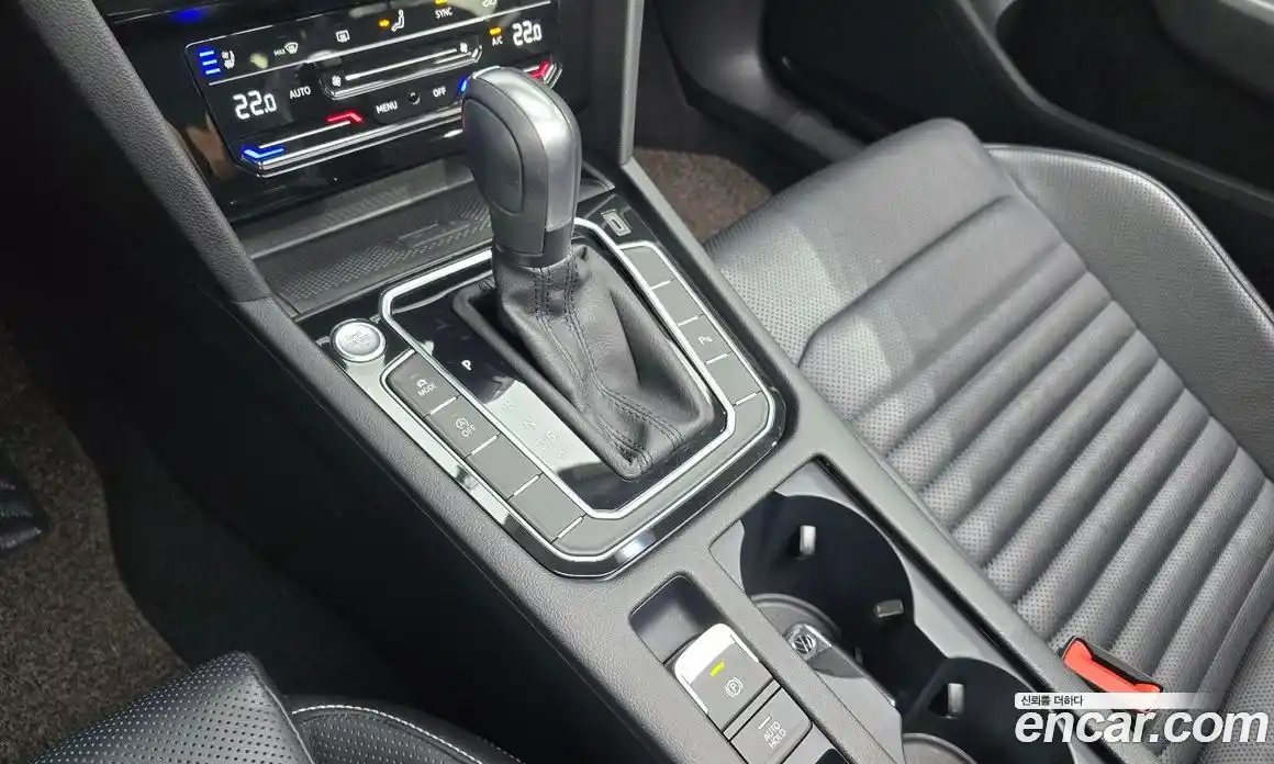 Volkswagen Passat 2021 2.0 Автомат в Москве № 214884, фото 13