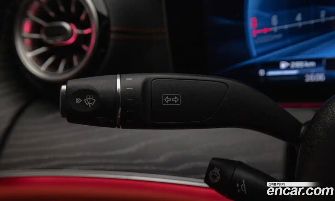 Mercedes-Benz AMG GT 2024 3.0 Автомат в Москве № 215923, фото 18